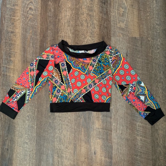 Sirens | Colourful Half Sleeve Crop-Top - Picture 1 of 5